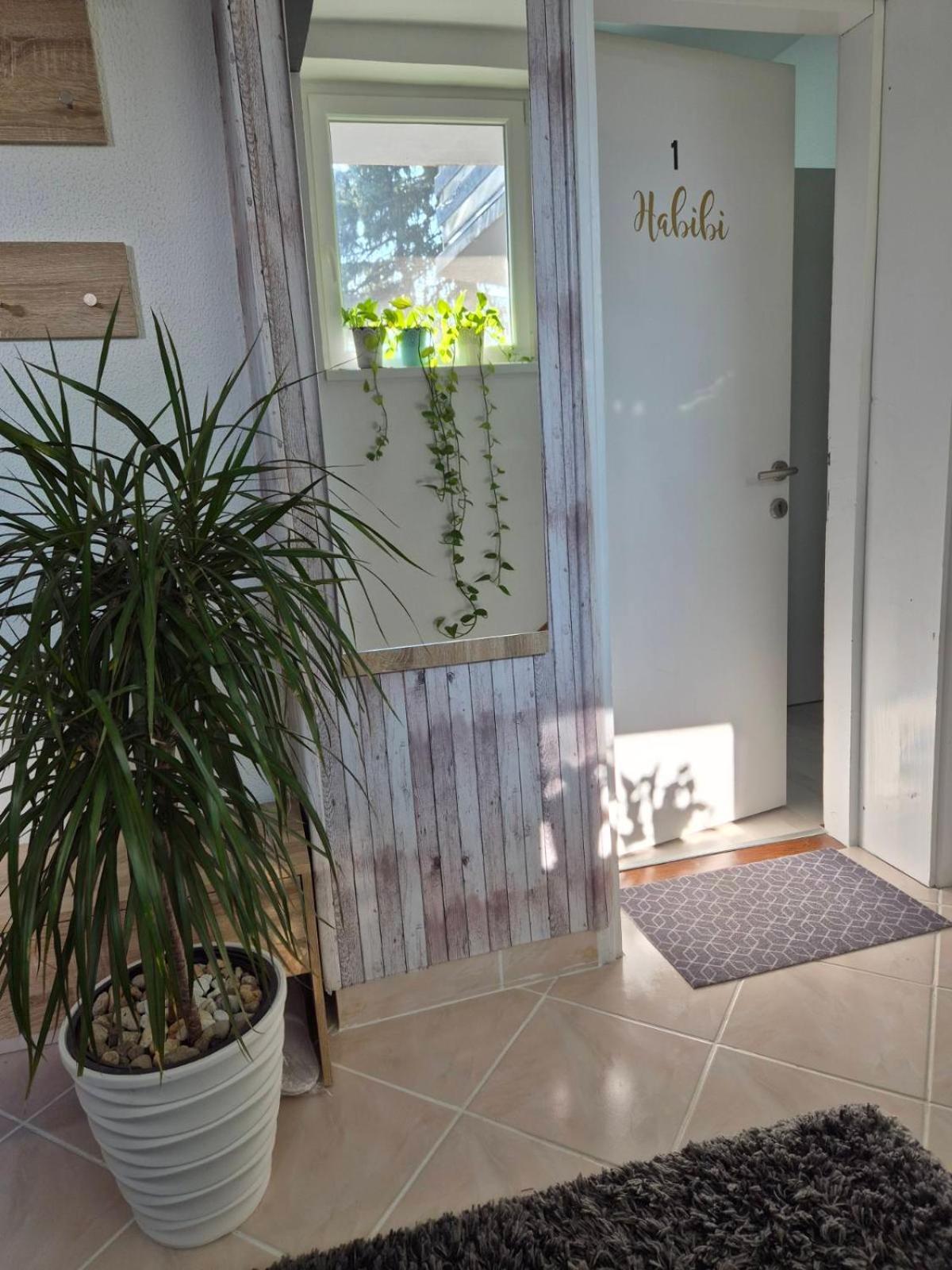 Apartmani Habibi Jalzabet Zewnętrze zdjęcie